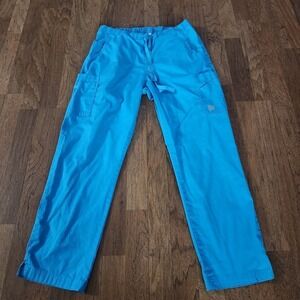 Butter-Soft Stretch Turquoise Cargo Scrub Pants BSS587P Womens Medium Petite 687